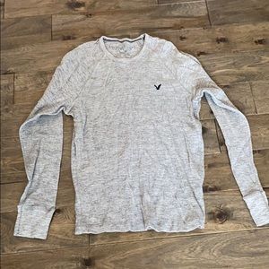 Men’s American eagle long sleeve